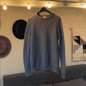 Men’s small gray sweater